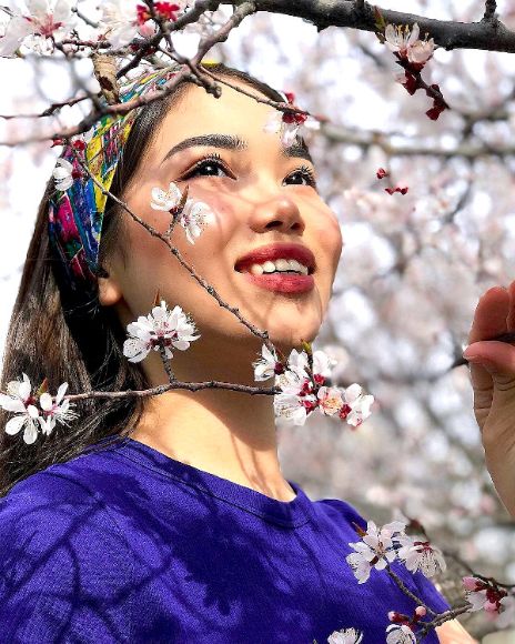 Beautiful Kyrgyzstan Women: Why They're So Popular?